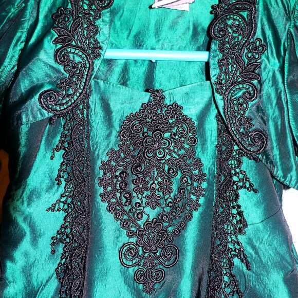 Hollywood Babe Green Black Goth Embroidered Dress 3T - Picture 4 of 6